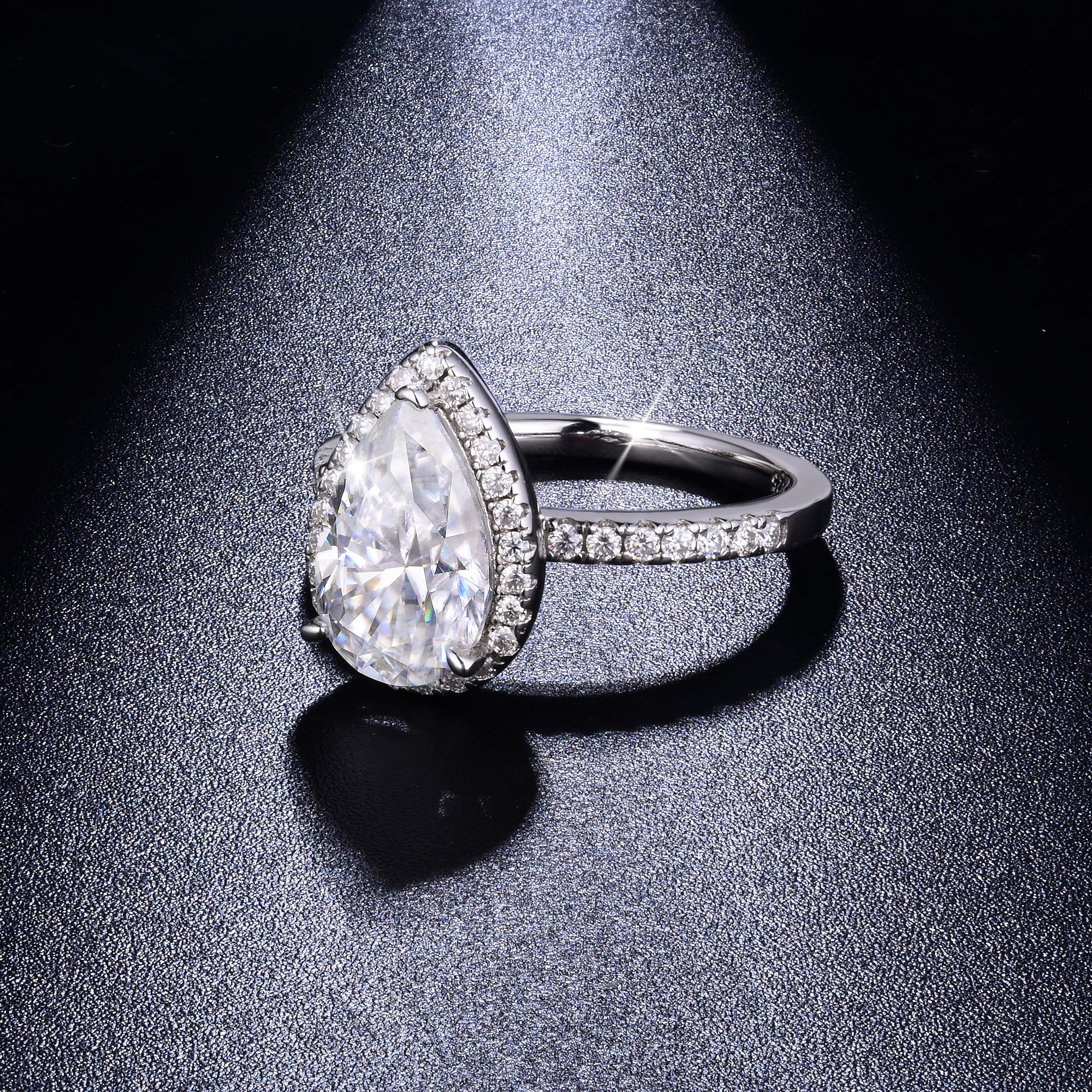 "Claire" 2.5ct Pear Halo Moissanite Ring S925