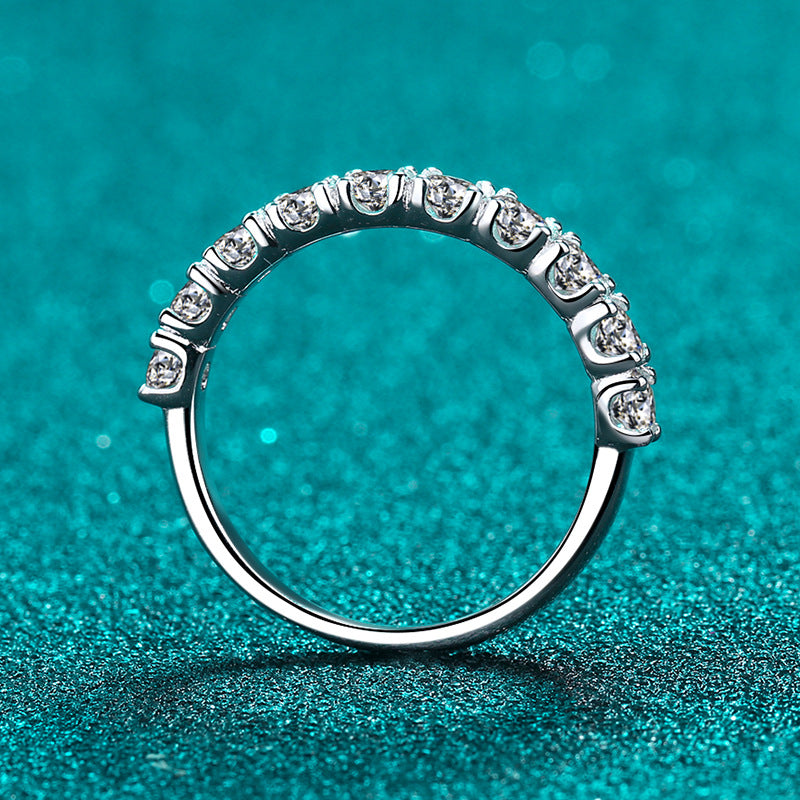 The "Dipper X" Moissanite Band