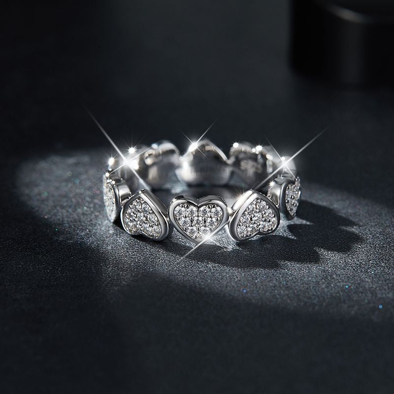 "Hermia" 0.72ct Moissanite Band S925