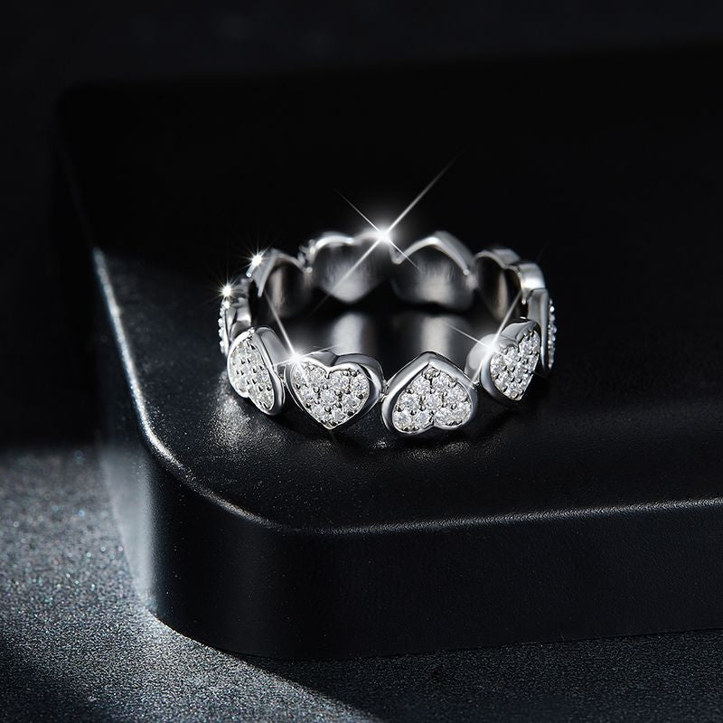 "Hermia" 0.72ct Moissanite Band S925