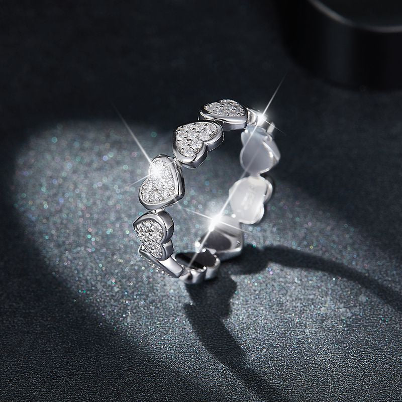 "Hermia" 0.72ct Moissanite Band S925