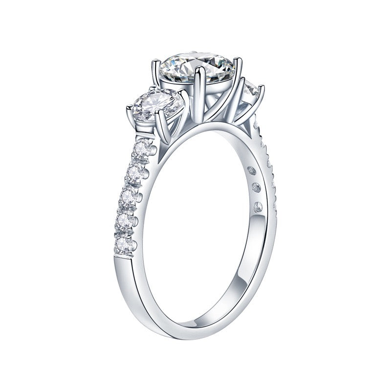 "Trinity" 2ct Round Cut Moissanite Ring S925