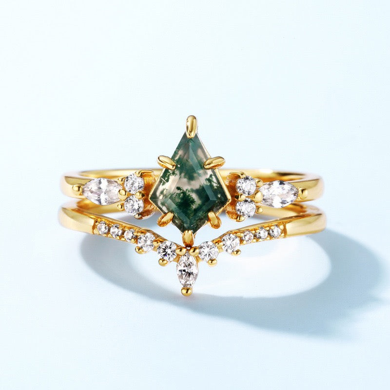 "Sura" Moss Agate Moissanite Ring S925