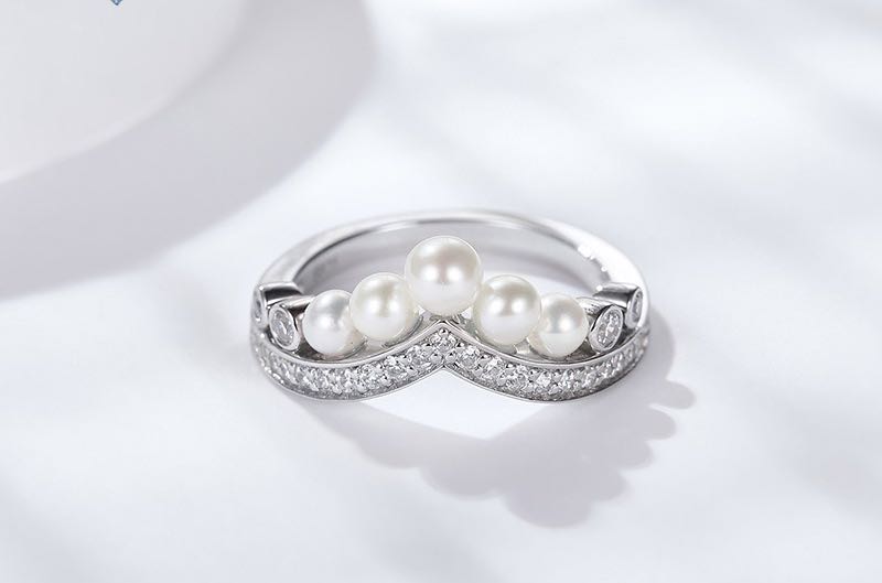 "Pearl" Full Moissanite V-Band S925