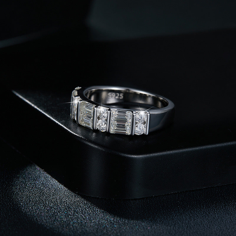 "Cece" Emerald Cut Moissanite Band