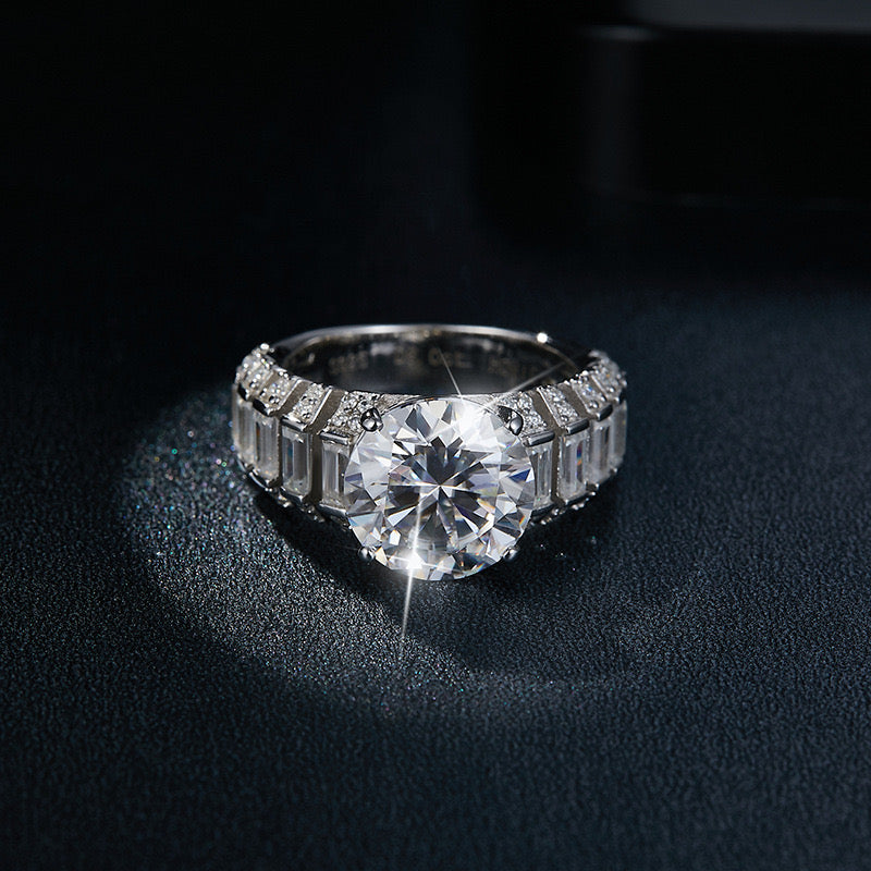 "Gia" 5ct Round Cut Moissanite Ring