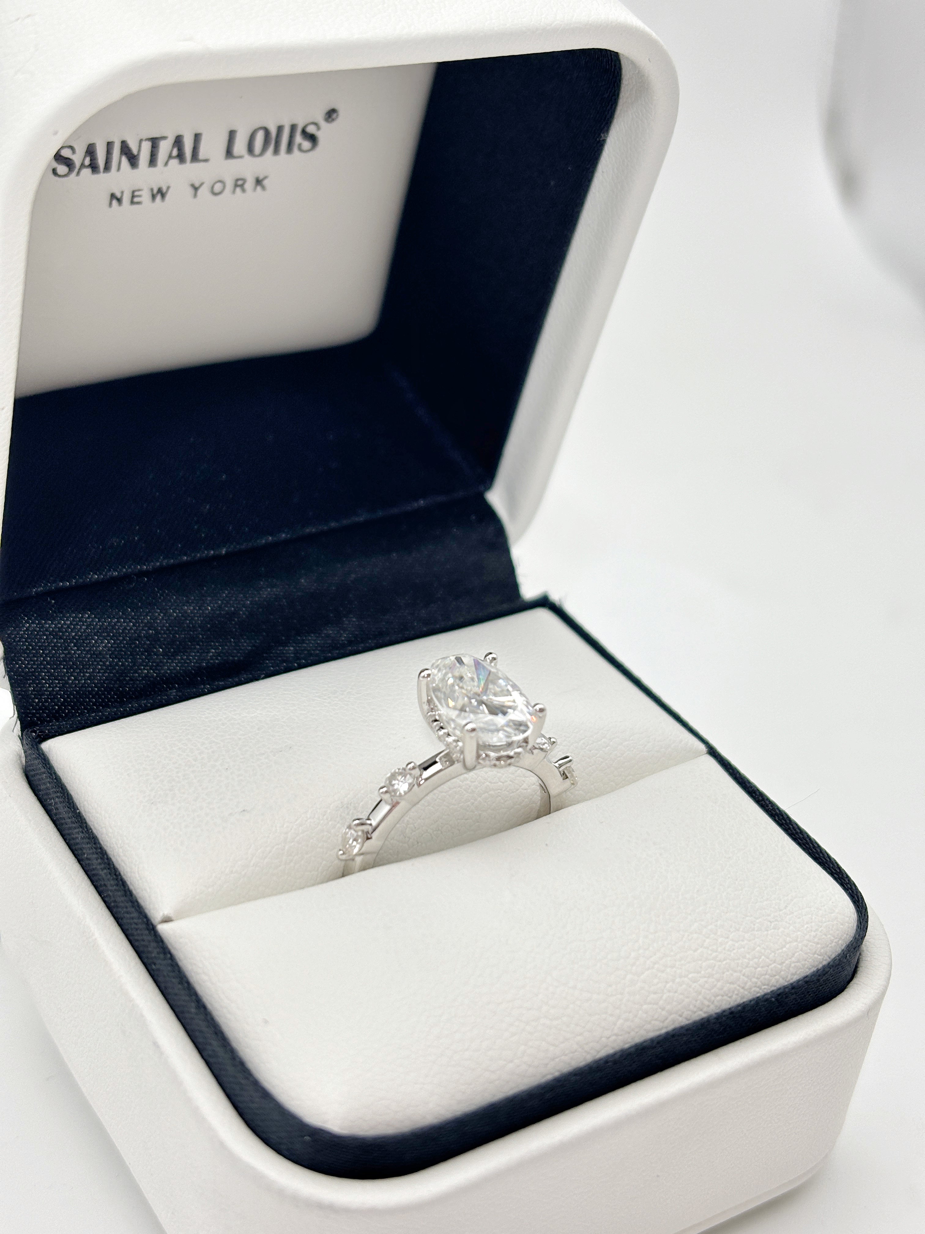 "Bea" 3ct Oval Cut Moissanite Ring