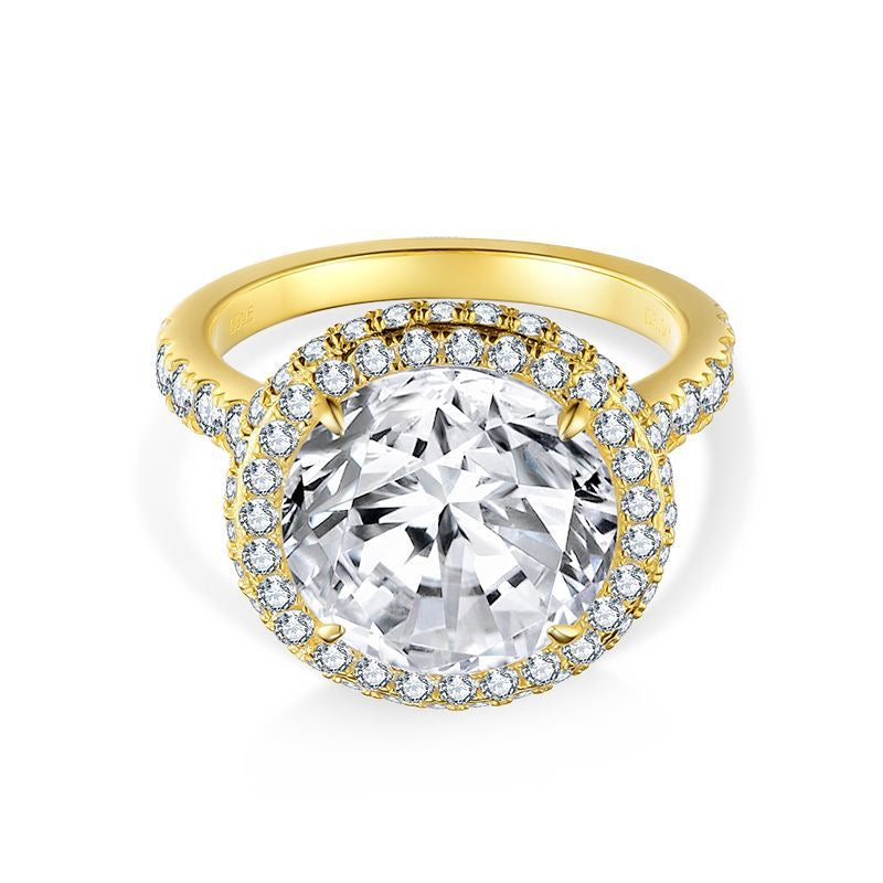 "Elena" 5ct Round Halo Moissanite Ring S925