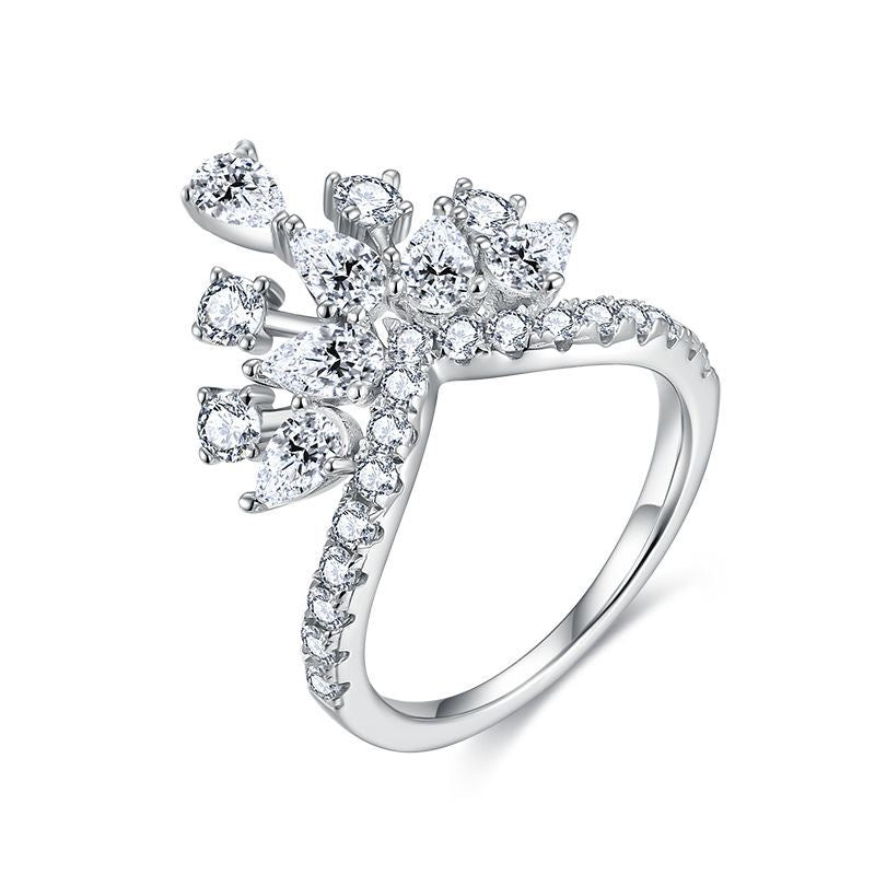 "Kelly" 2.9ct Moissanite Band S925