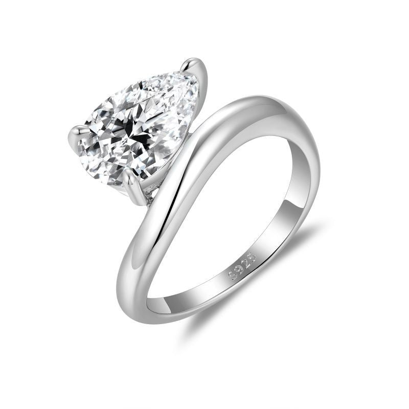 "Zales" 2 Karat Birne Twisty Vine Moissanite Ring S925