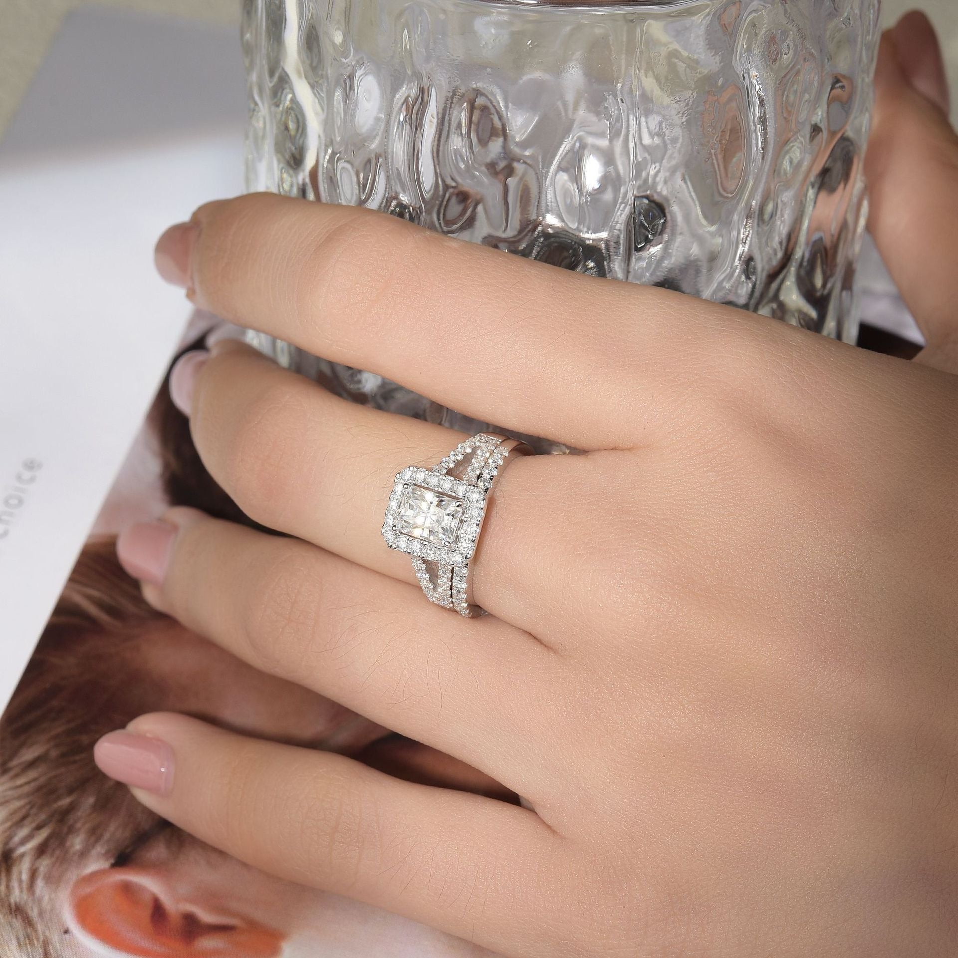 „Nicola“ 1,5 Karat Radiant/Smaragdschliff Moissanit Ring S925