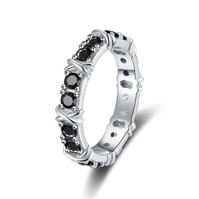 "Xara" Full Moissanite Band