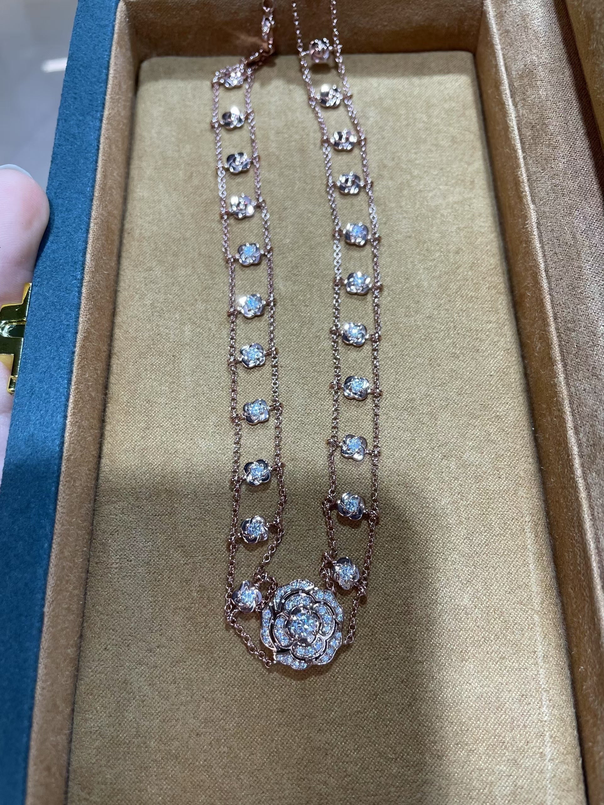 Rosetta Flower Moissanite Necklace