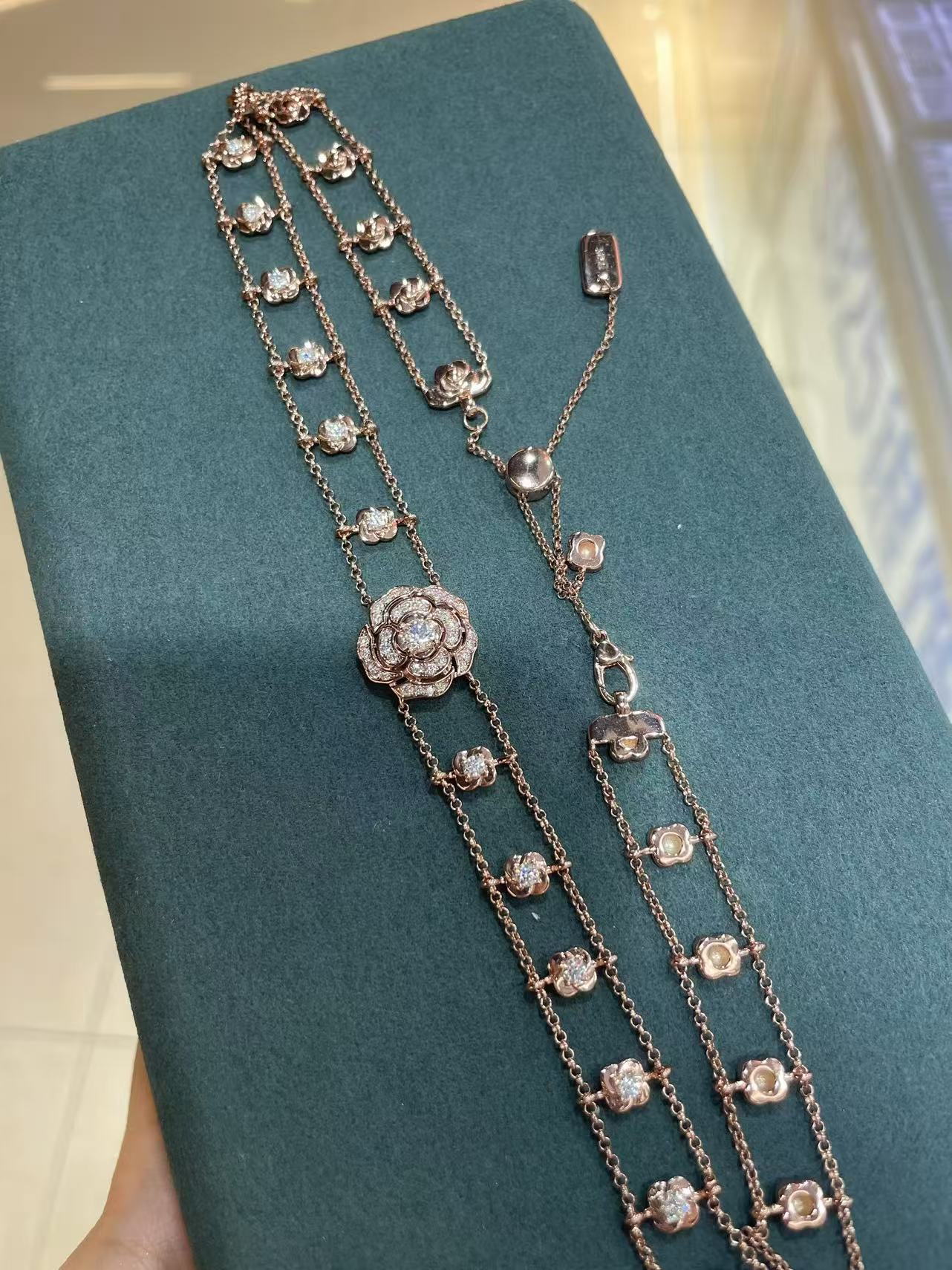 Rosetta Flower Moissanite Necklace