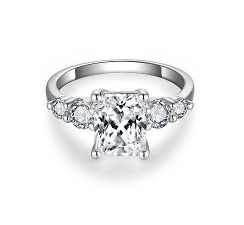 "Elodie" 3ct Engagement Moissanite Ring S925