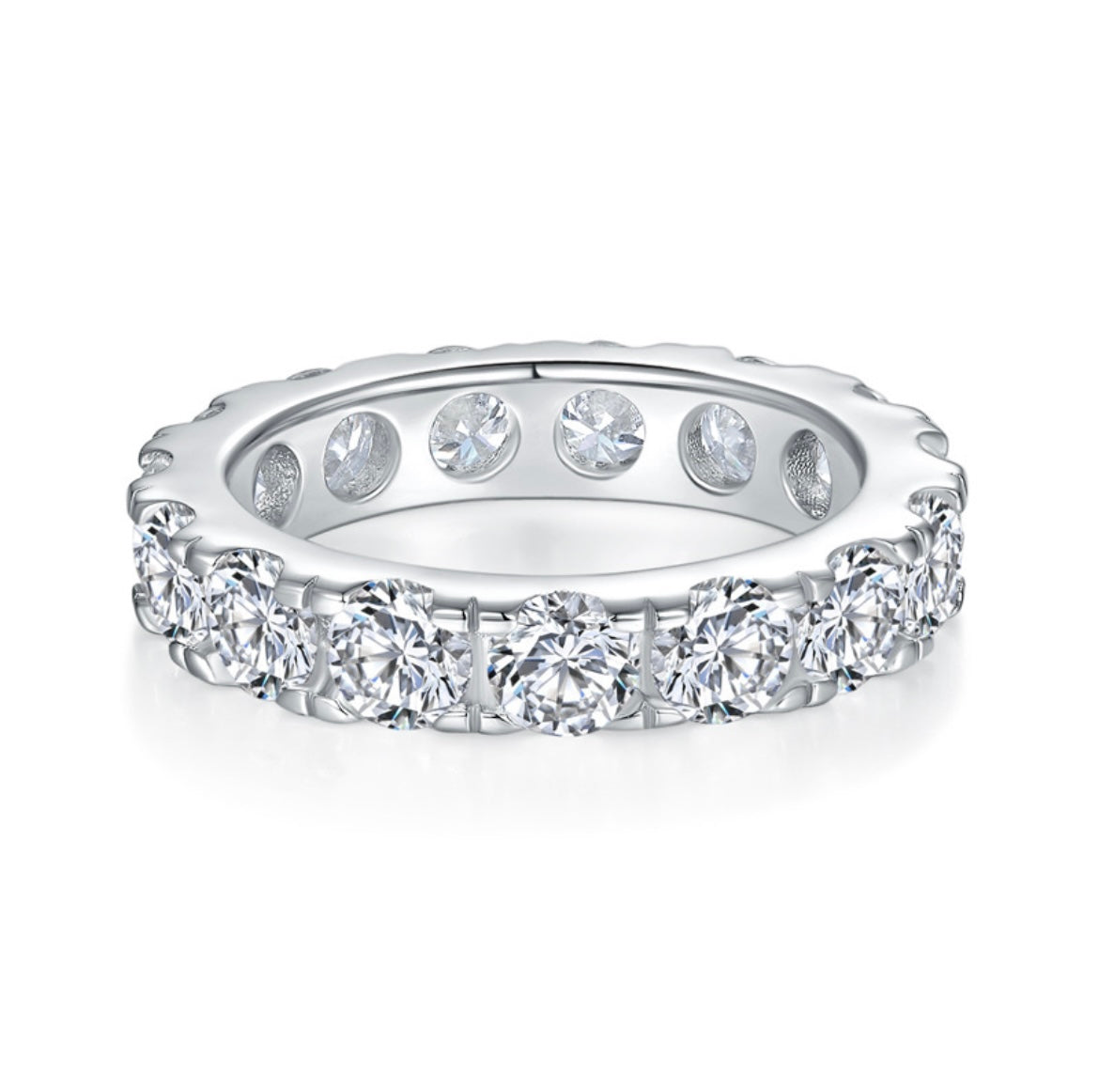 The "Noble" 0.3ct Full Moissanite Band
