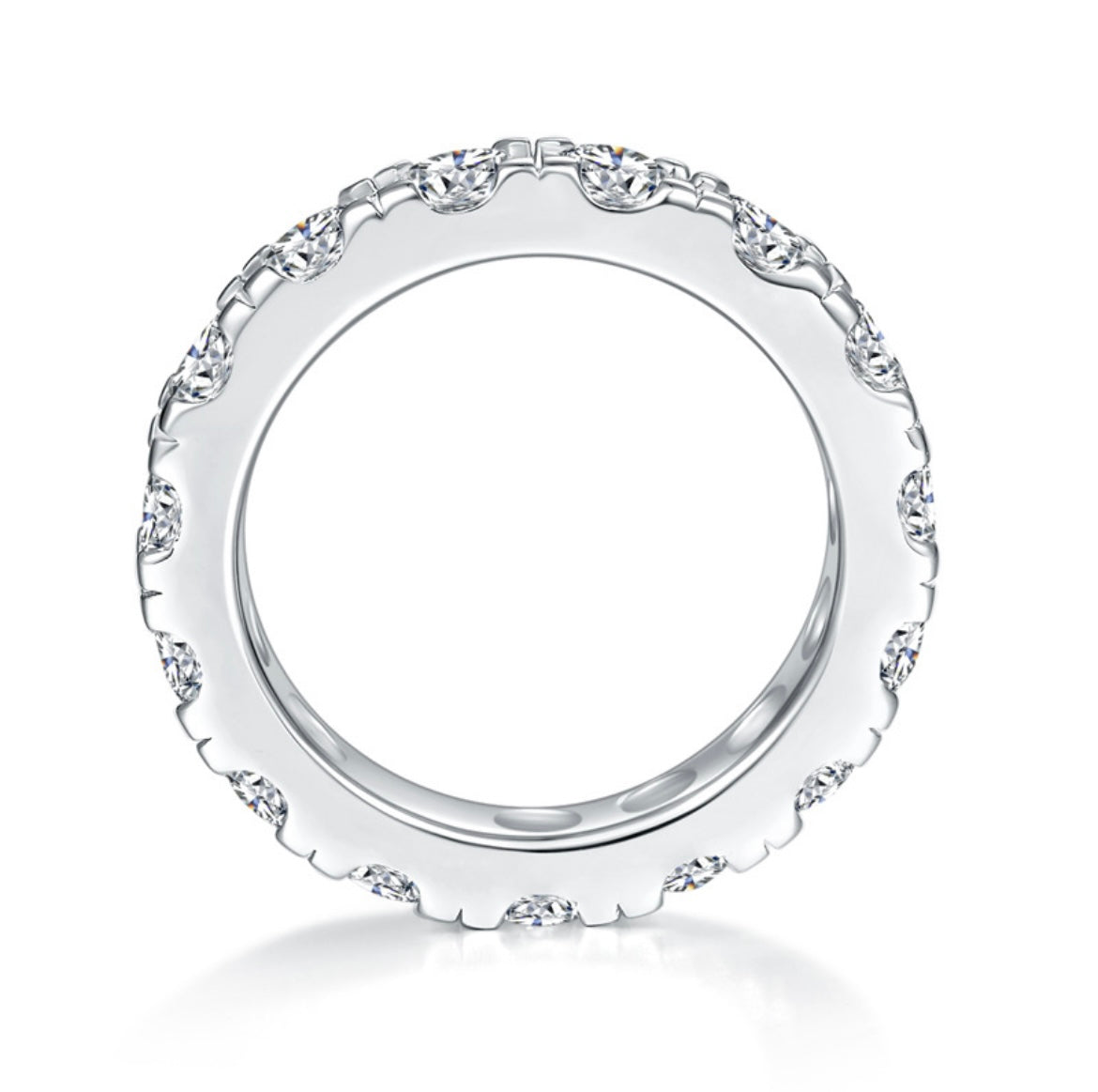 The "Noble" 0.3ct Full Moissanite Band