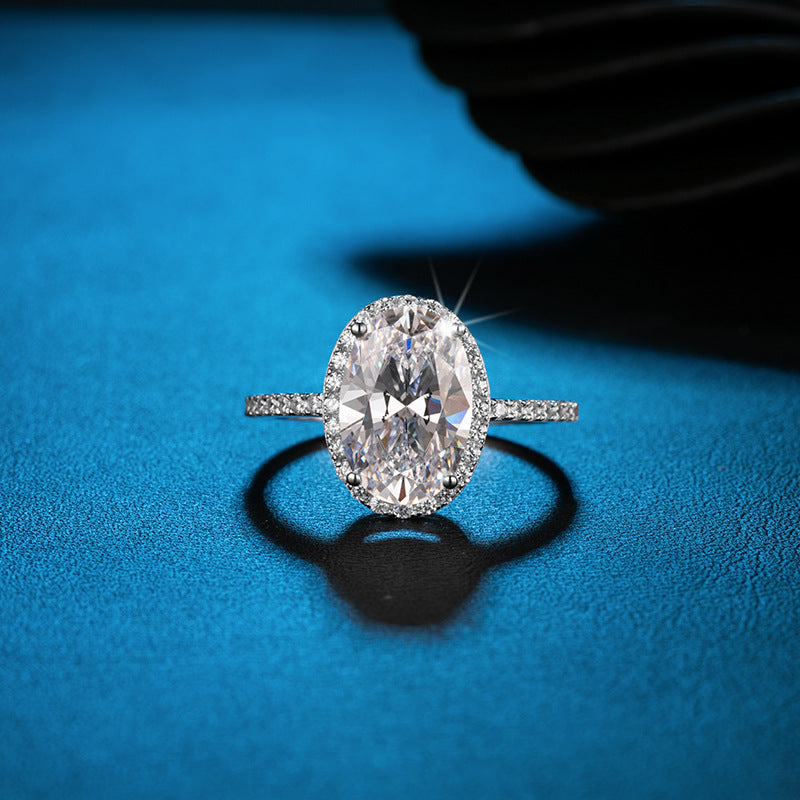 „Aria“ 5 Karat ovaler Moissanitring