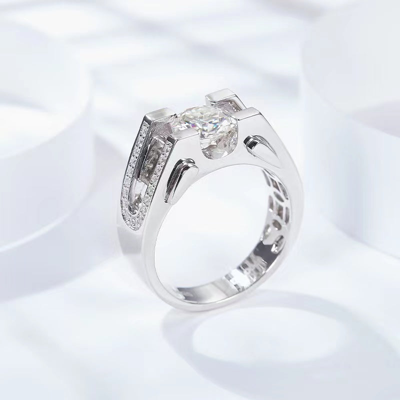 "Louis" 1ct/2ct Round Cut Moissanite Man's Ring