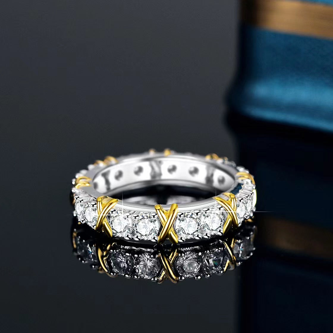 "Xara" Full Moissanite Band