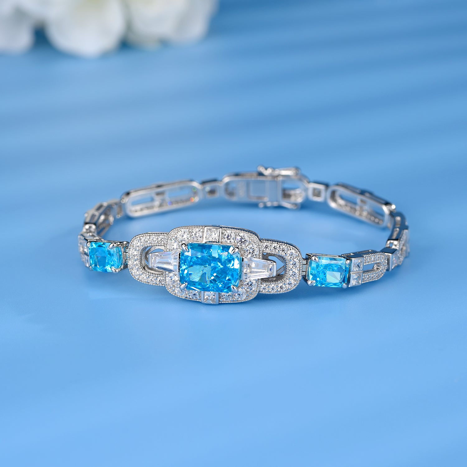 Armband aus Kohlenstoffstahl der Serie „Luna“