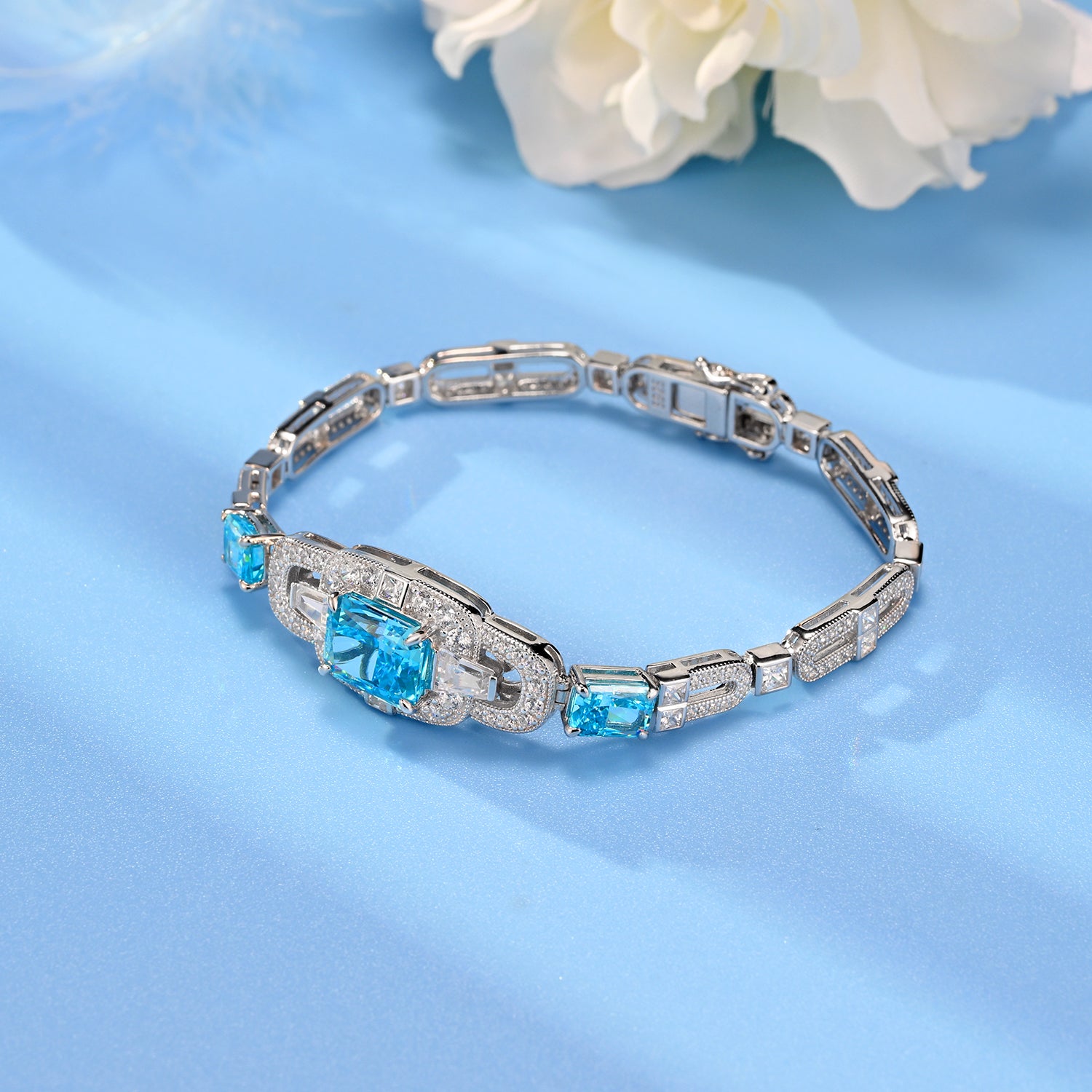 Armband aus Kohlenstoffstahl der Serie „Luna“