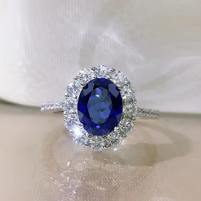 „Ashley“ Diamantring mit ovalem Schliff und hohem Kohlenstoffgehalt