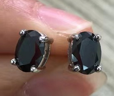 1ct Oval Cut Moissanite Earring Studs (6 colors)