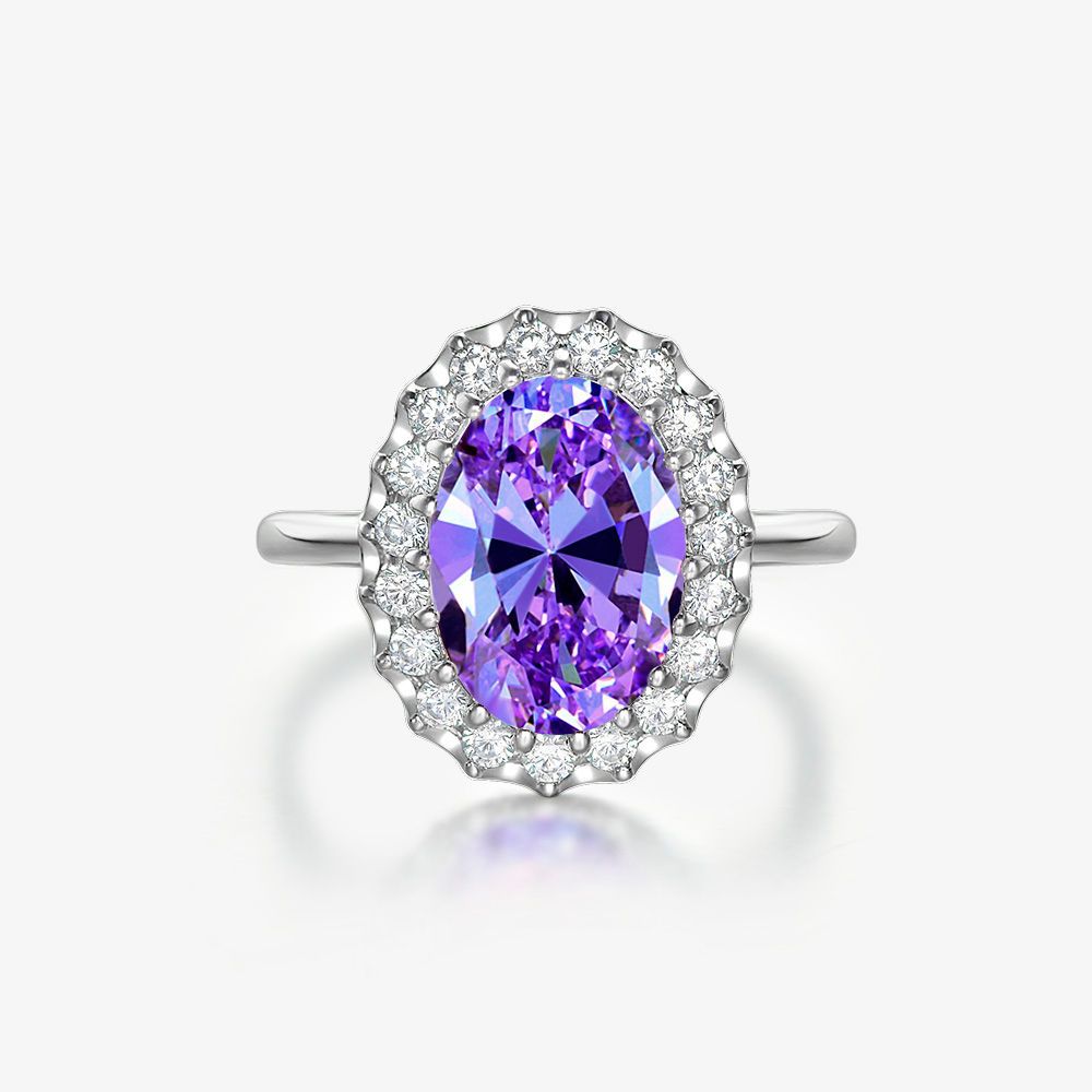 „Bella“ Ovalschliff-Ring mit hohem Kohlenstoffgehalt