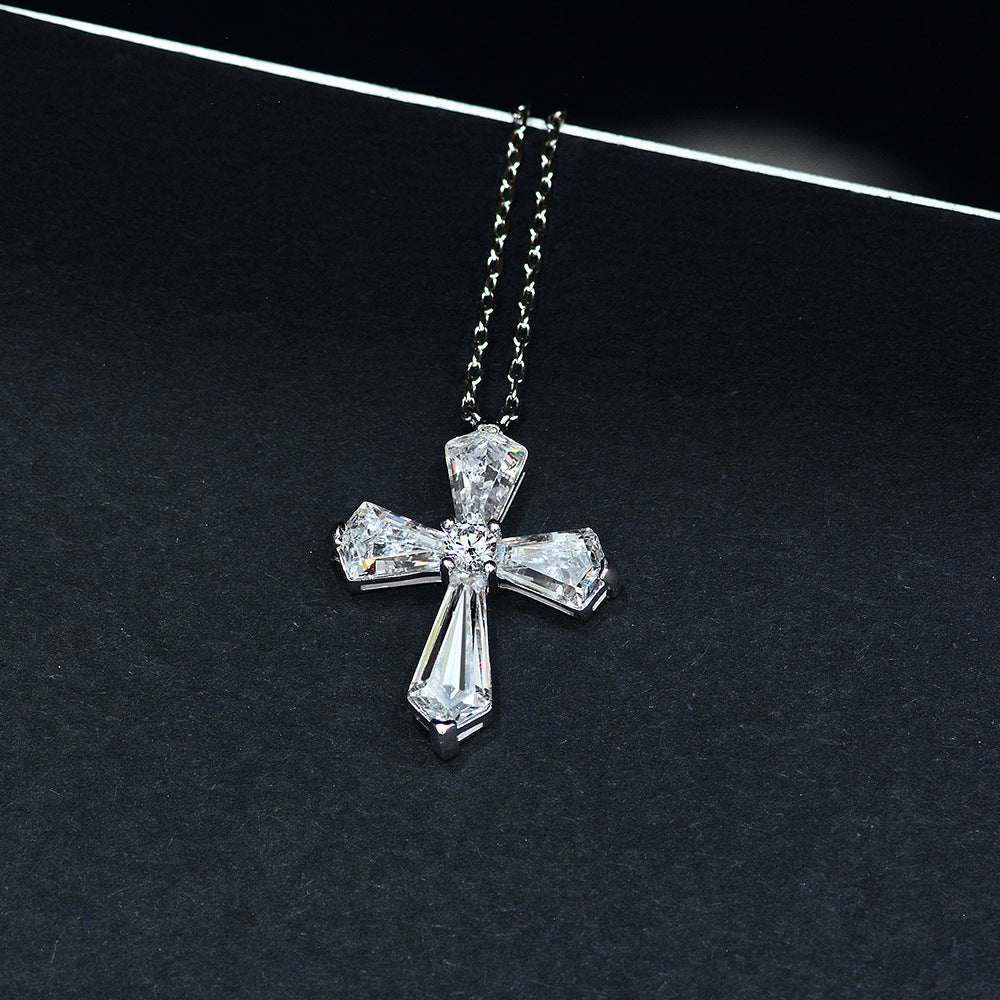 Kreuz Halskette